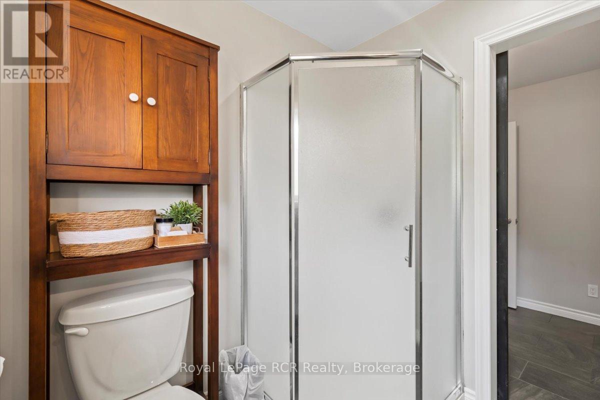 27 Emke Road, Brockton, Ontario  N0G 2V0 - Photo 28 - X12331124