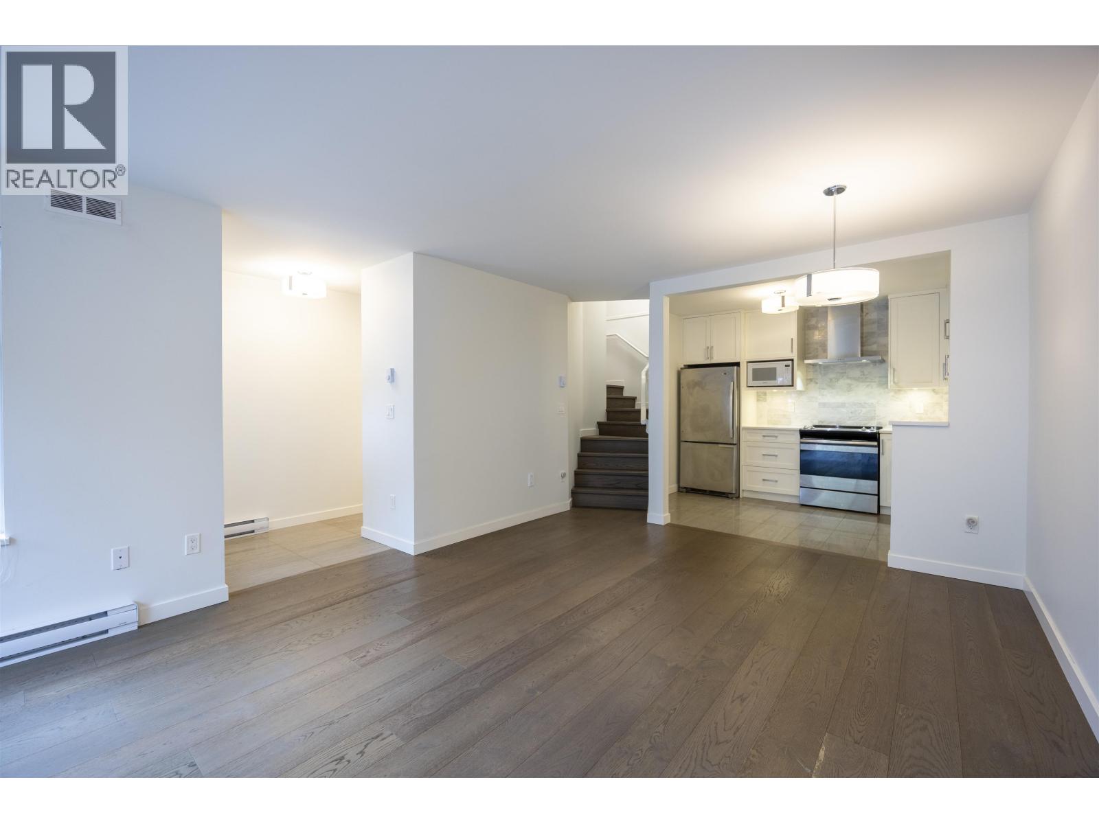 25 7175 17th Avenue, Burnaby, British Columbia  V3N 1K8 - Photo 4 - R3034767