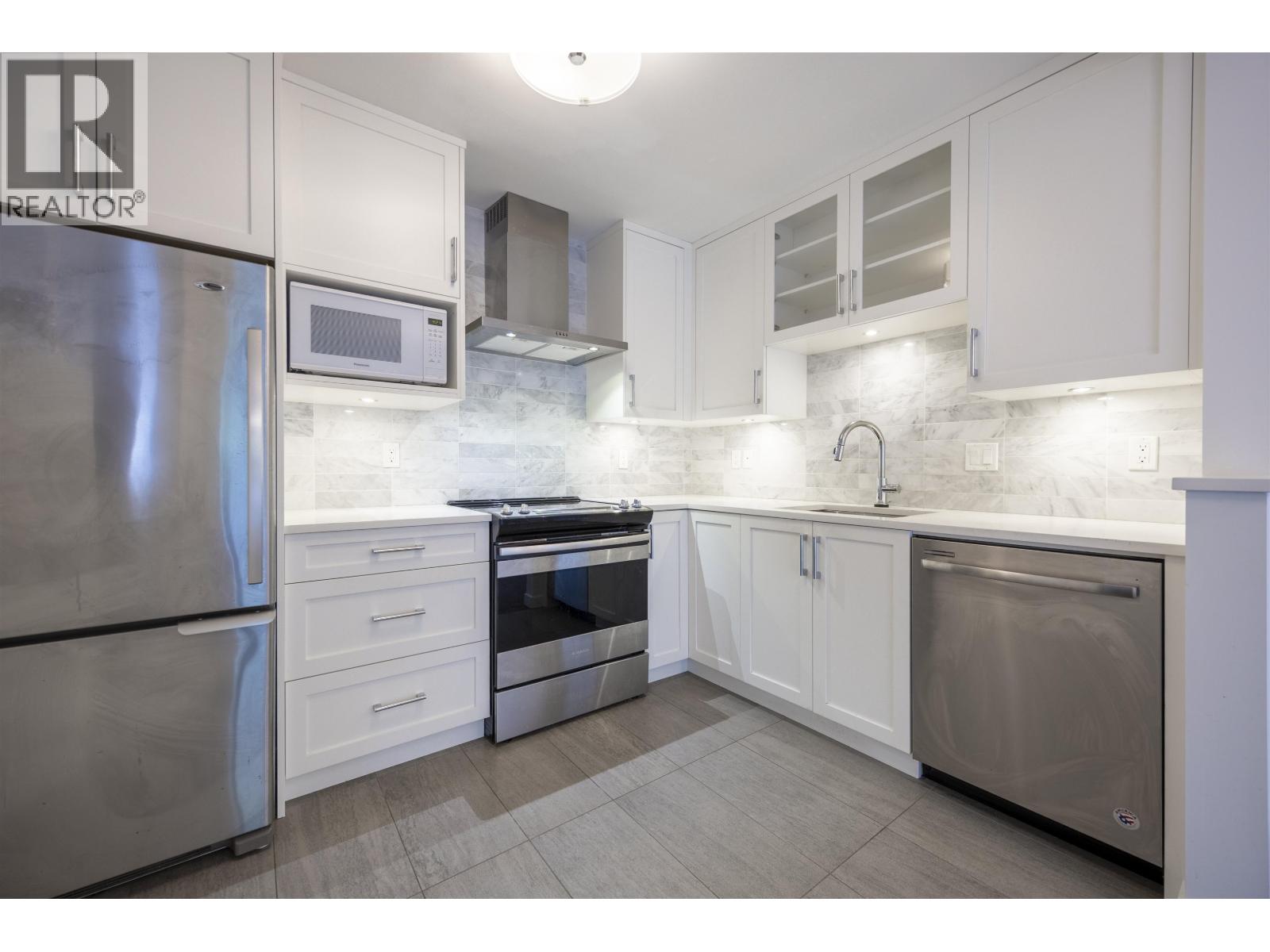 25 7175 17th Avenue, Burnaby, British Columbia  V3N 1K8 - Photo 9 - R3034767