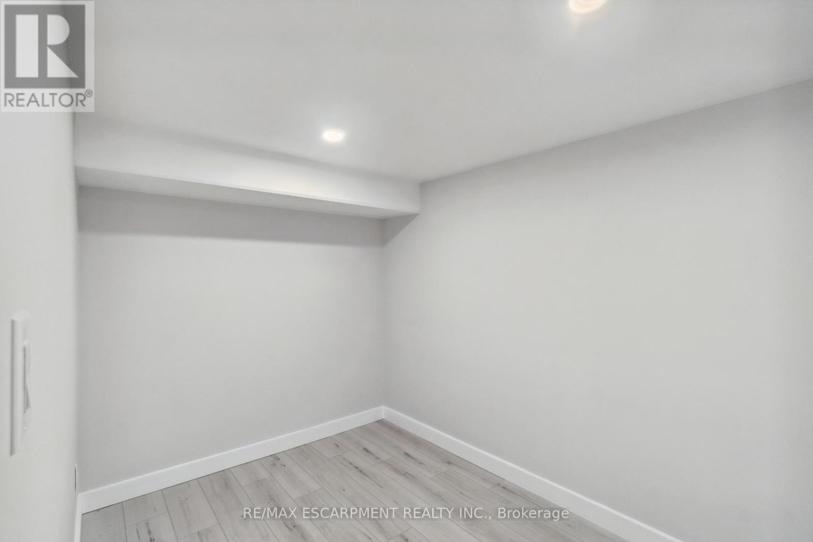 200 Waterloo Avenue, Guelph, Ontario  N1H 3J5 - Photo 28 - X12330949