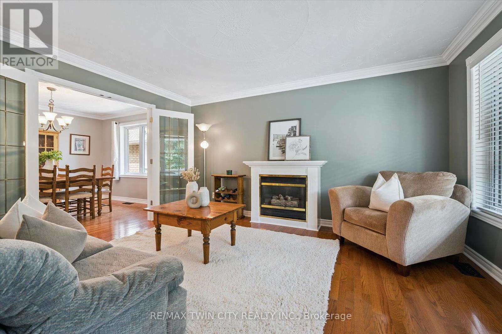 114 Delavan Drive, Cambridge, Ontario  N1S 4S3 - Photo 11 - X12330991