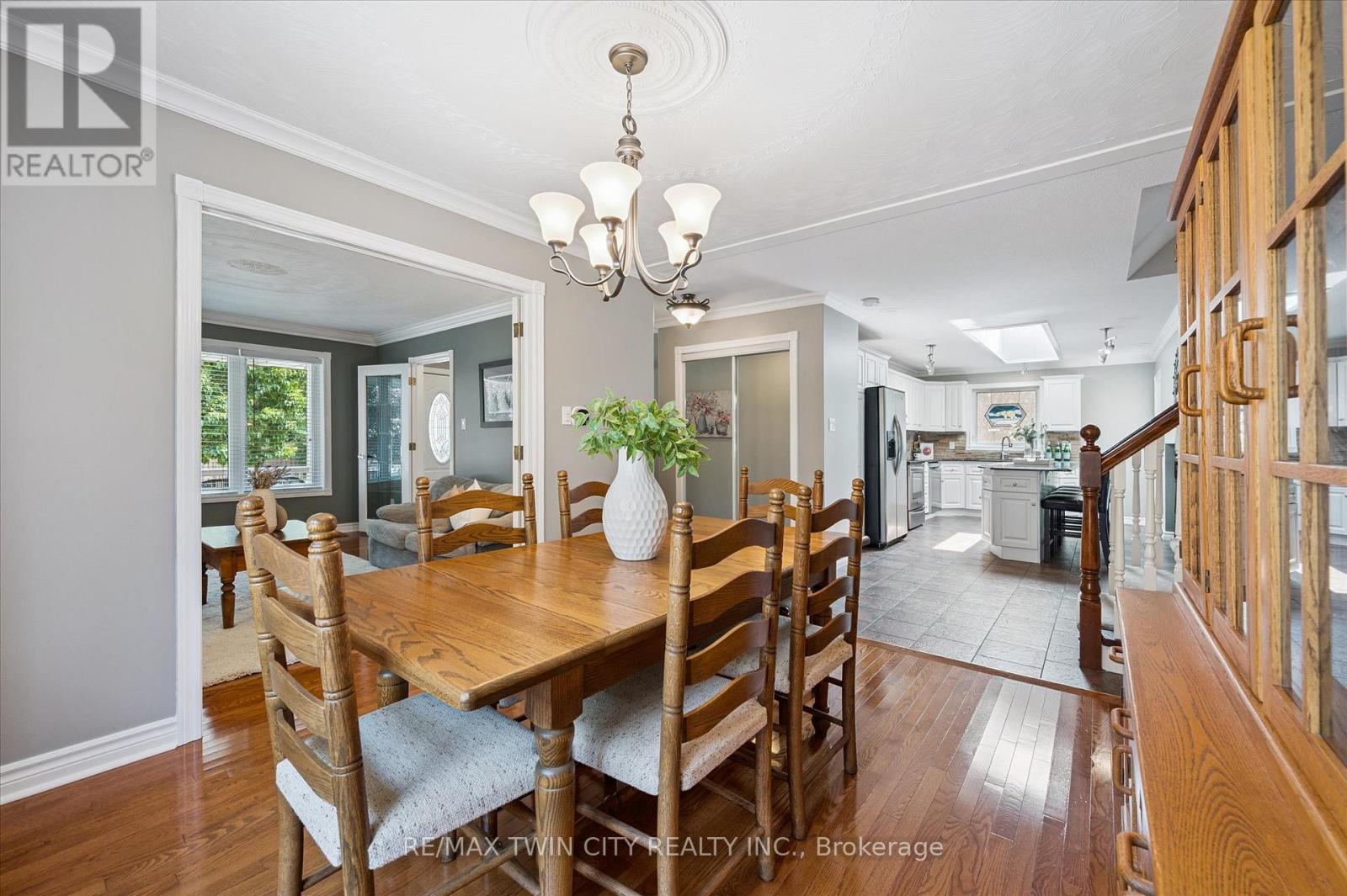 114 Delavan Drive, Cambridge, Ontario  N1S 4S3 - Photo 13 - X12330991