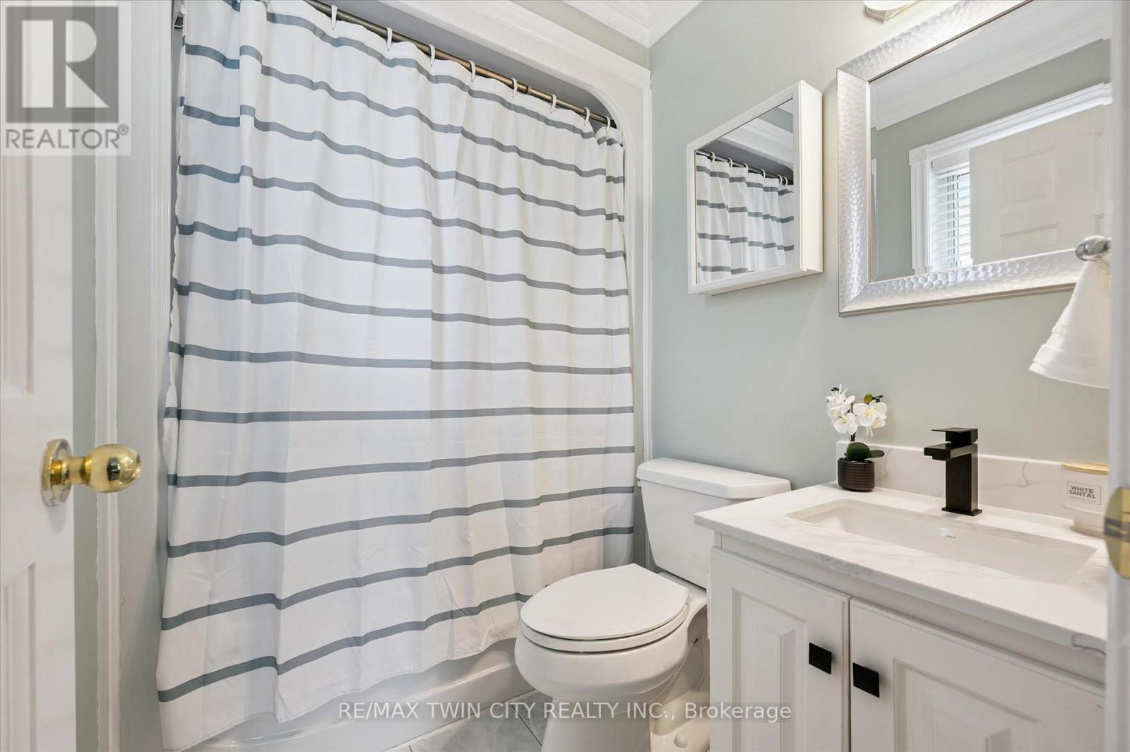 114 Delavan Drive, Cambridge, Ontario  N1S 4S3 - Photo 21 - X12330991