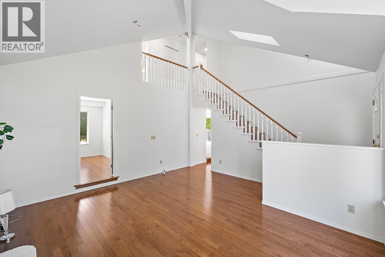 Property at 4522 WATLING STREET image 5
