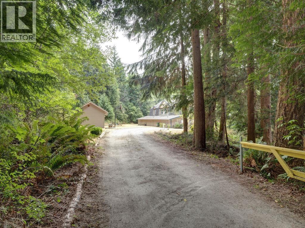 Property at 1733 LOWER ROAD image 2