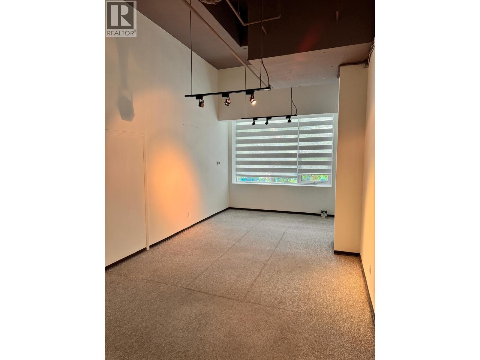 241 515 W Pender Street, Vancouver, British Columbia  V6B 6H5 - Photo 3 - C8071271