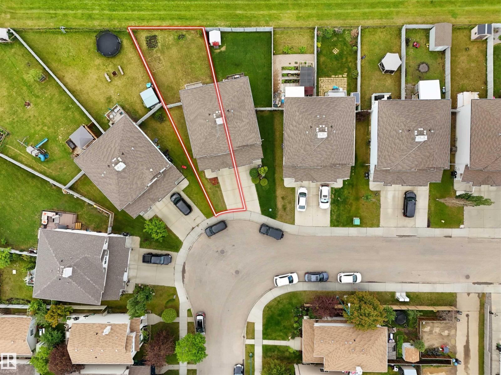Property at 5907 164 AV NW image 5