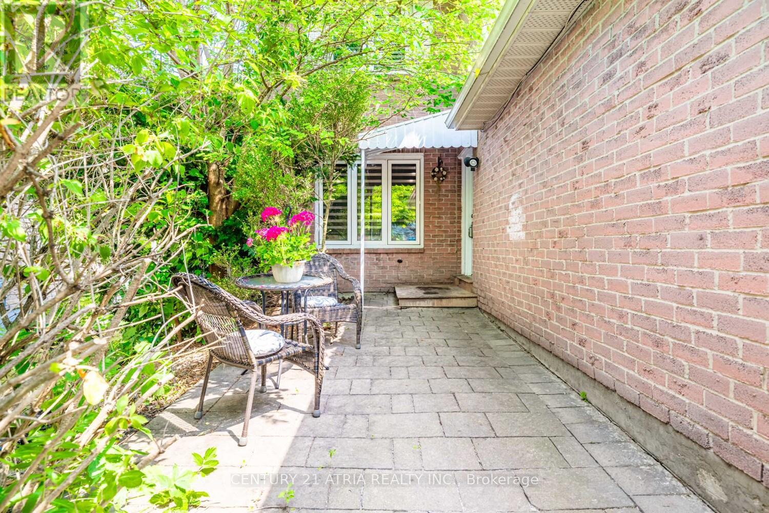 Property at 64 COLLEEN STREET image 3
