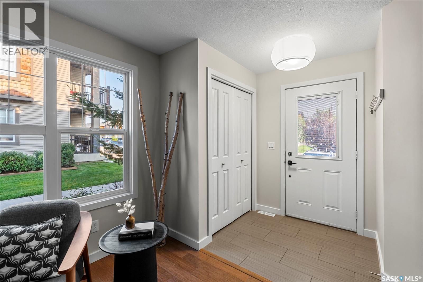 Property at 309 1015 Patrick CRESCENT image 3