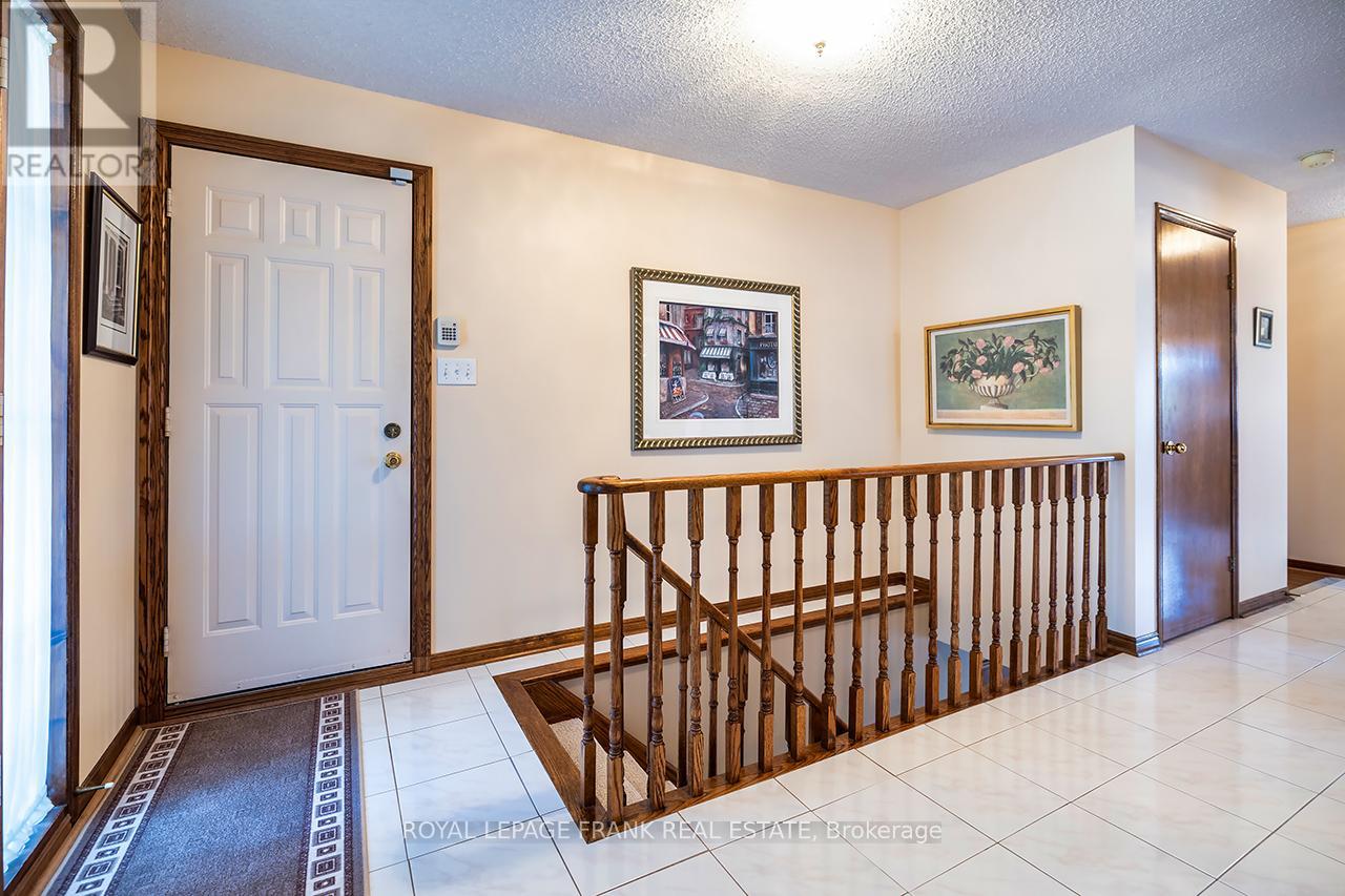 65 Garden Street, Whitby, Ontario  L1N 9E7 - Photo 16 - E12331331