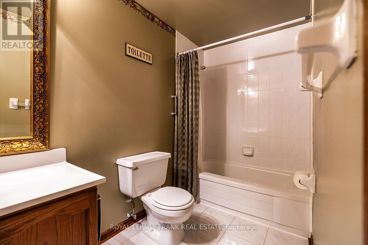 65 Garden Street, Whitby, Ontario  L1N 9E7 - Photo 41 - E12331331