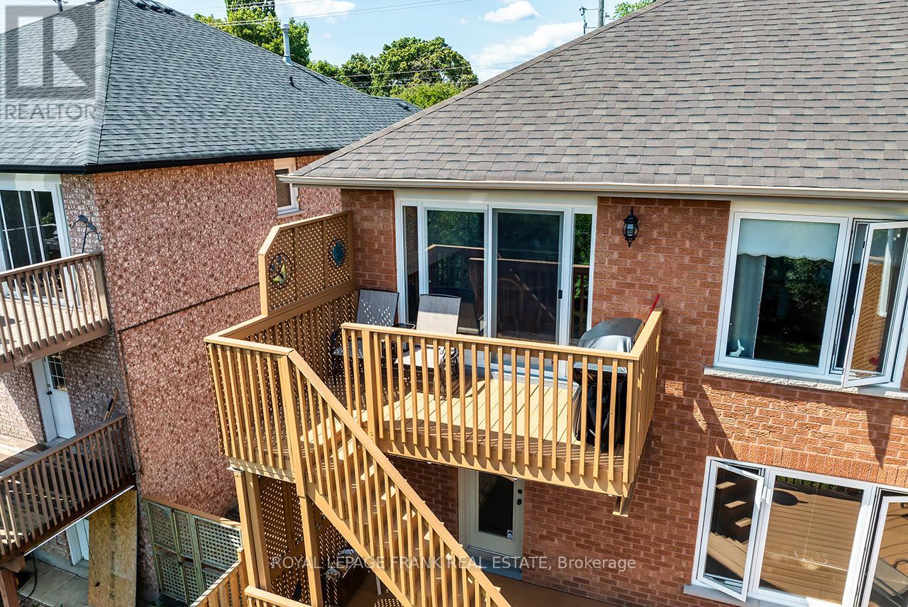 65 Garden Street, Whitby, Ontario  L1N 9E7 - Photo 7 - E12331331