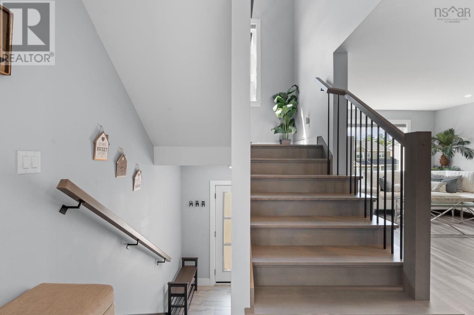 156 Lewis Drive, Bedford, Nova Scotia  B4B 1C5 - Photo 2 - 202517949