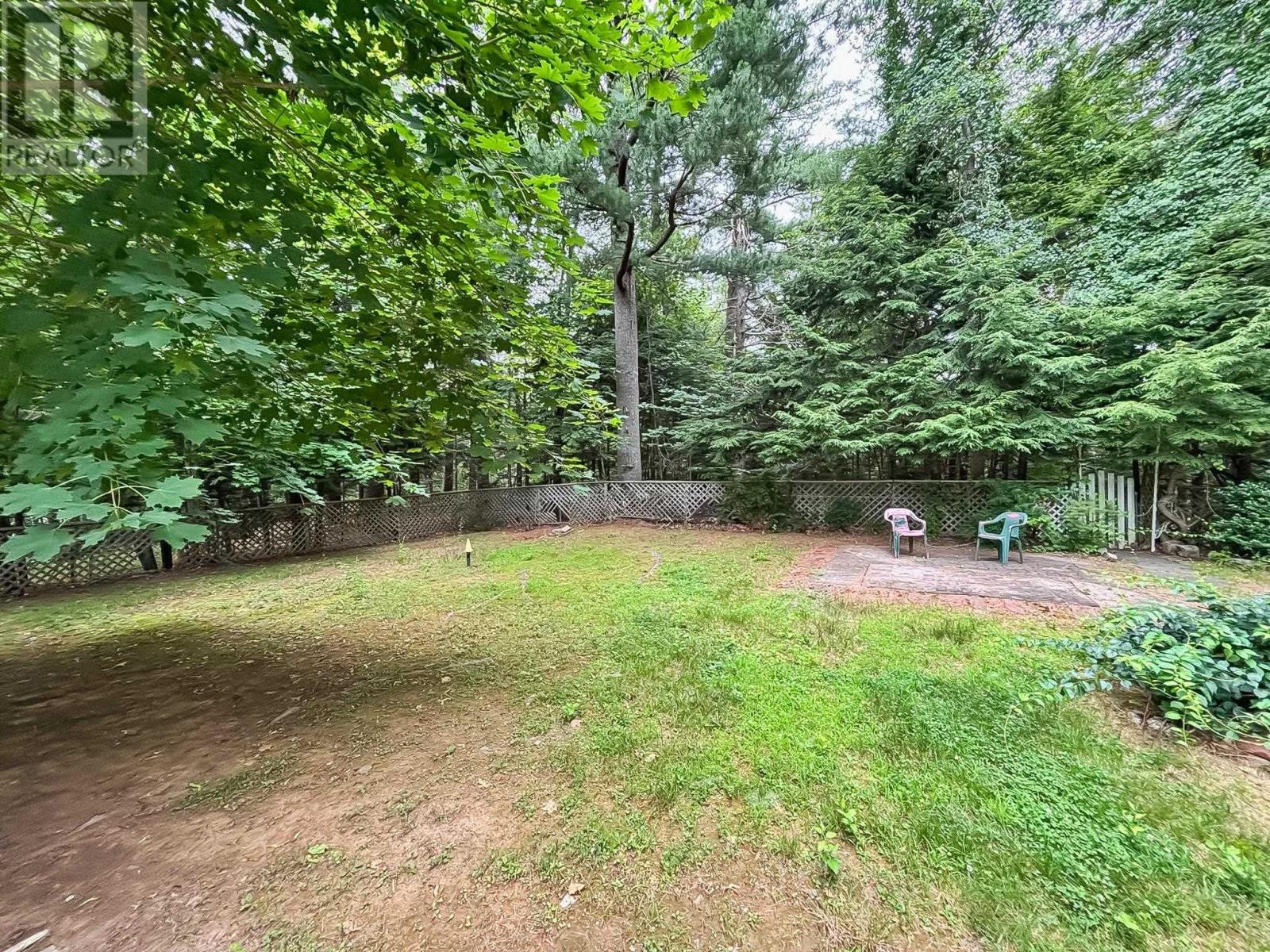 93 Parkdale Avenue, Bridgewater, Nova Scotia  B4V 1L8 - Photo 20 - 202508153