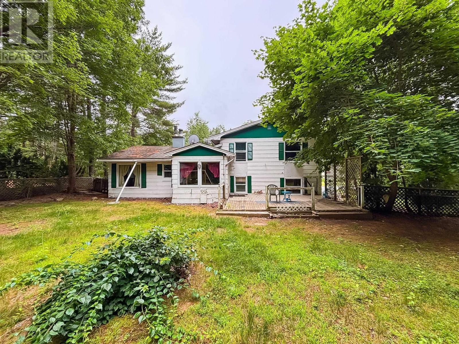 93 Parkdale Avenue, Bridgewater, Nova Scotia  B4V 1L8 - Photo 21 - 202508153