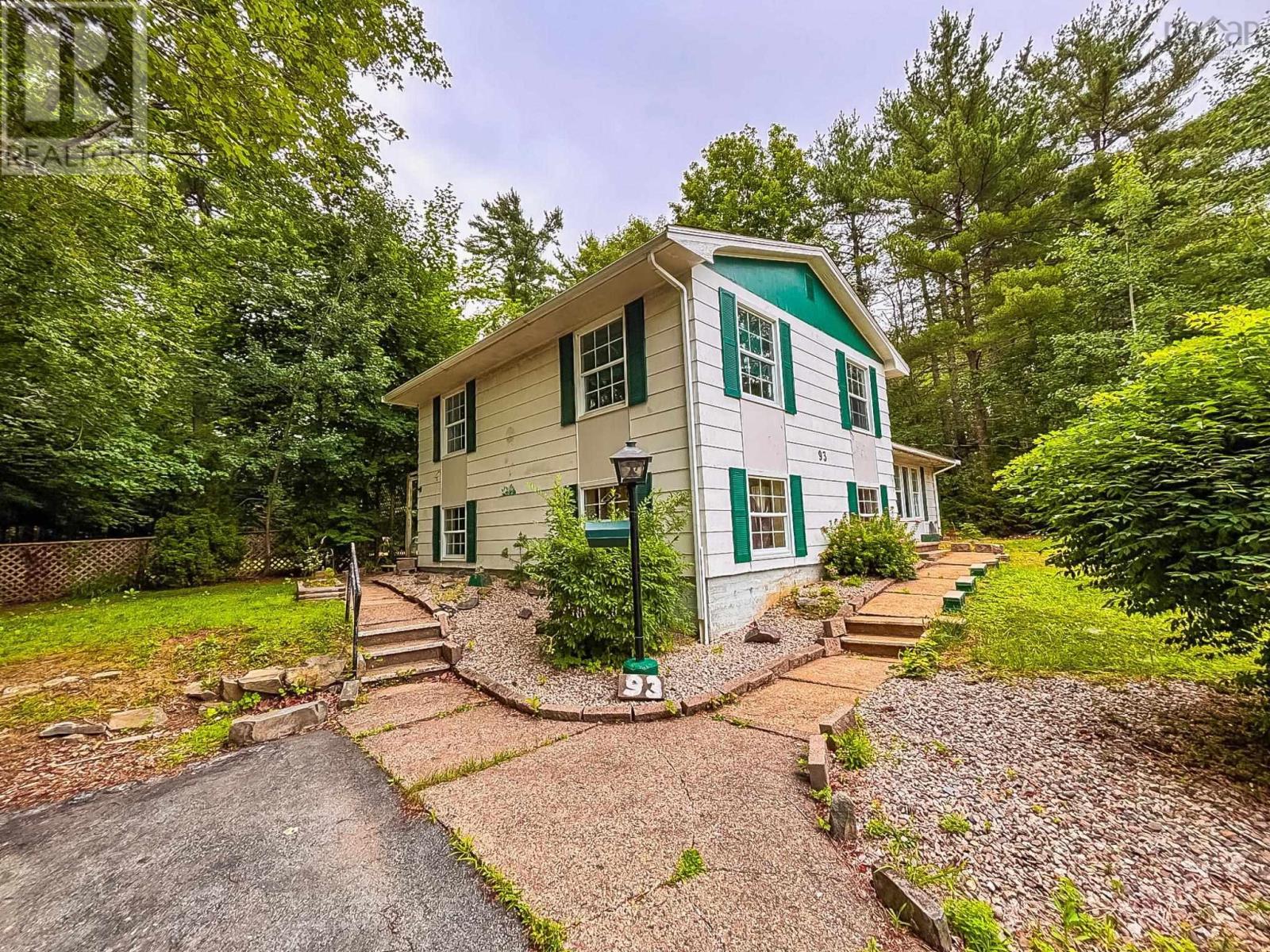 93 Parkdale Avenue, Bridgewater, Nova Scotia  B4V 1L8 - Photo 22 - 202508153