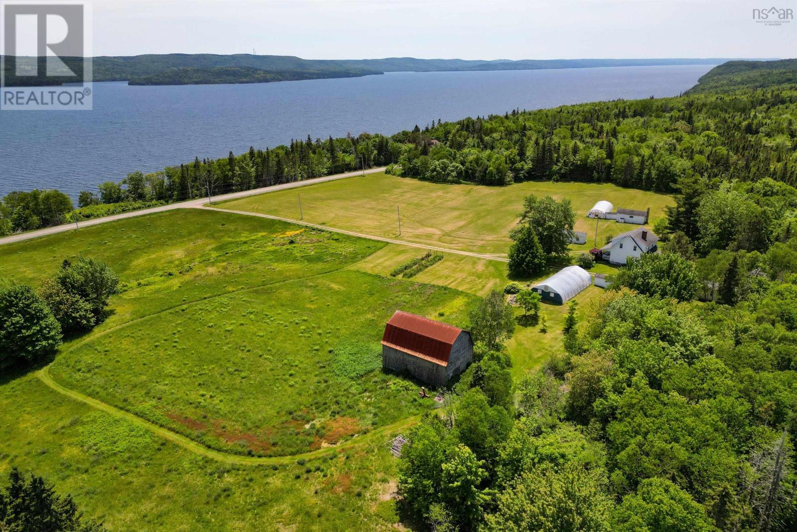 2438 Hillside Boularderie, Southside Boularderie, Nova Scotia  B1Y 2S5 - Photo 4 - 202515422