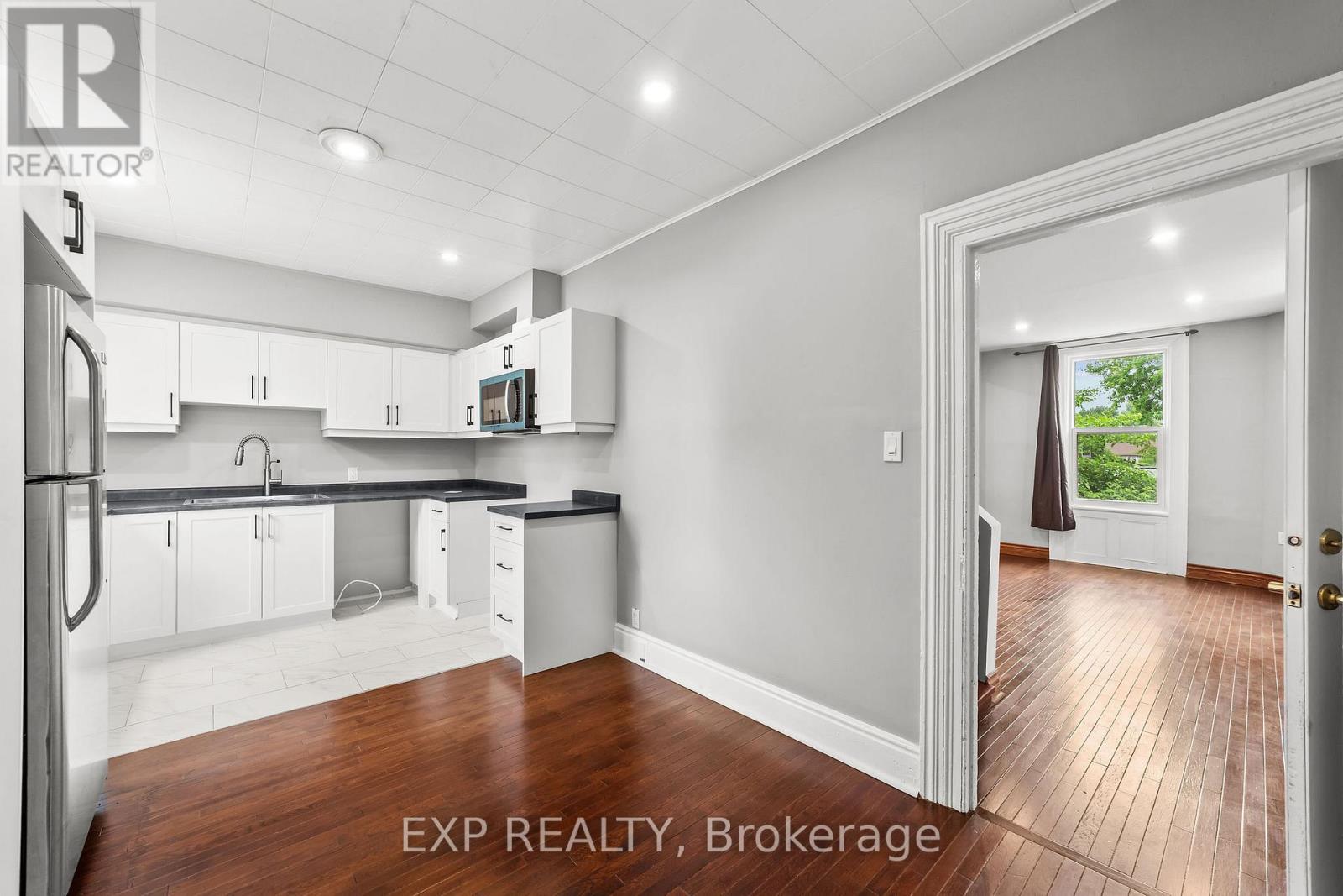 50 Fairview Avenue, St. Thomas, Ontario  N5R 4X6 - Photo 19 - X12331212