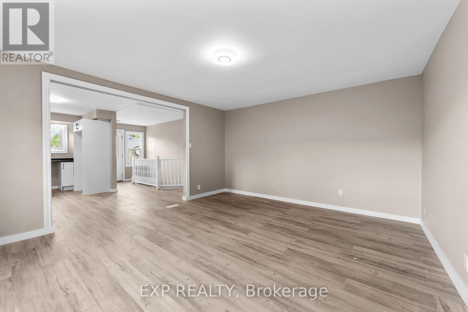 50 Fairview Avenue, St. Thomas, Ontario  N5R 4X6 - Photo 28 - X12331212