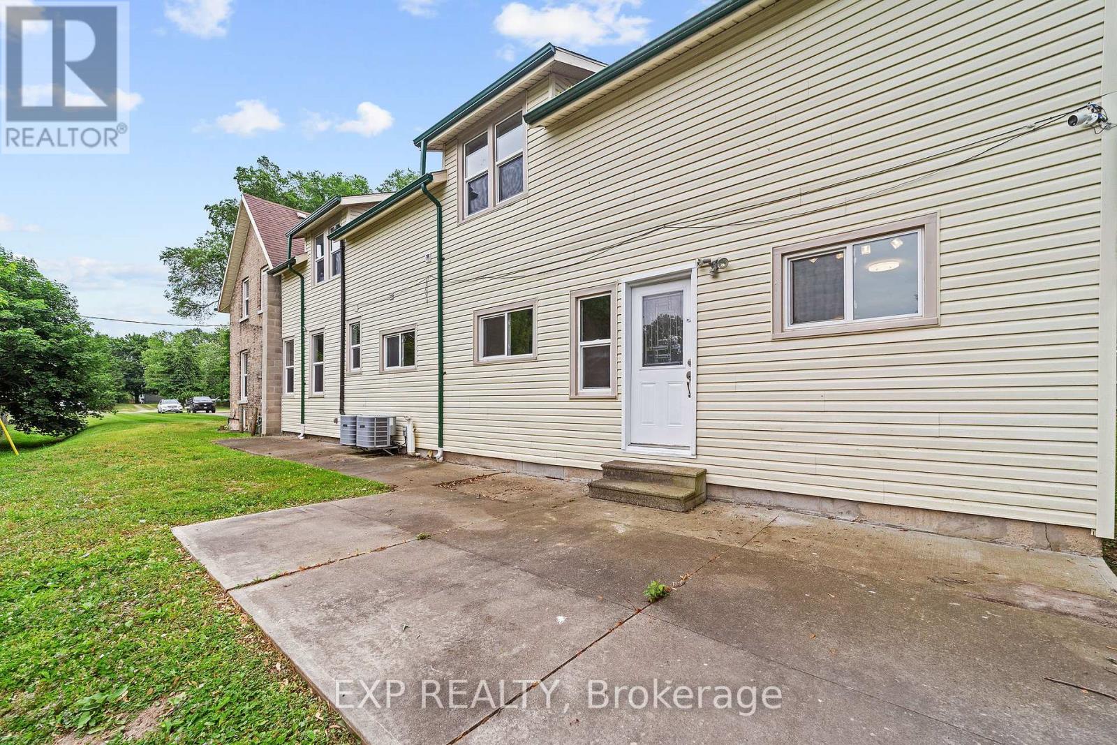 50 Fairview Avenue, St. Thomas, Ontario  N5R 4X6 - Photo 33 - X12331212