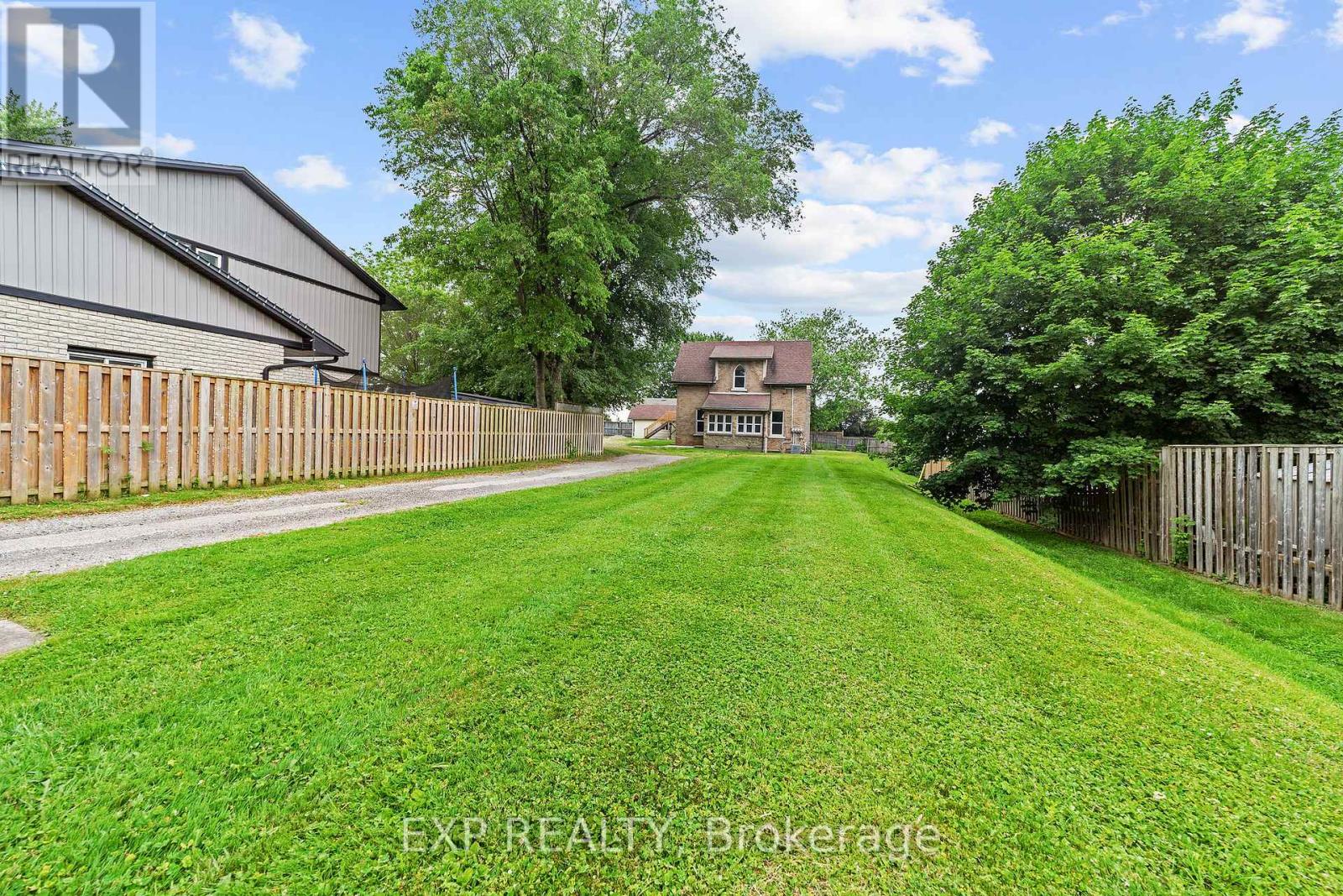 50 Fairview Avenue, St. Thomas, Ontario  N5R 4X6 - Photo 36 - X12331212