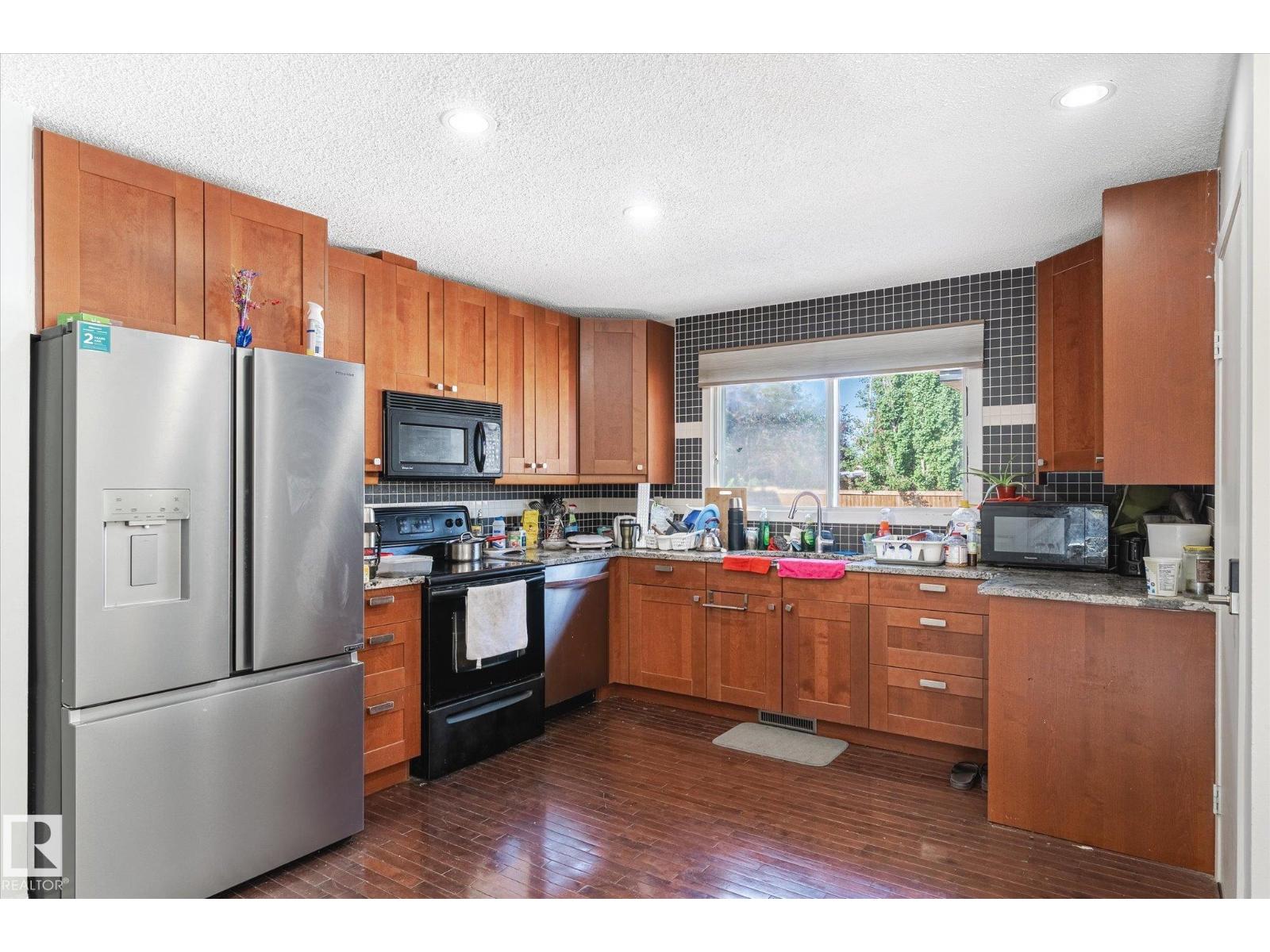 2520 116 St Nw, Edmonton, Alberta  T6J 3S2 - Photo 7 - E4451733