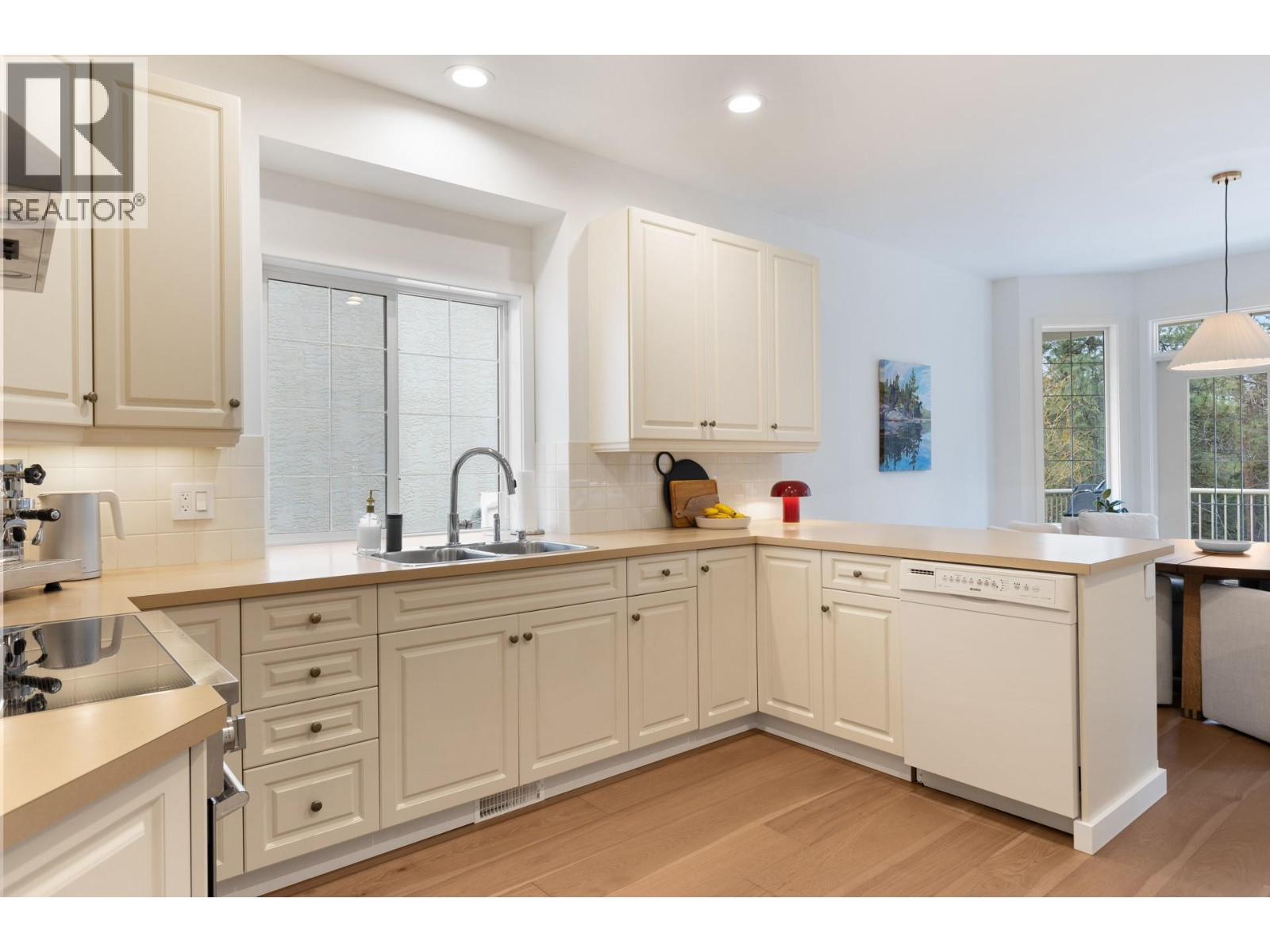 4158 Gallaghers Forest S, Kelowna, British Columbia  V1W 5E4 - Photo 12 - 10358681