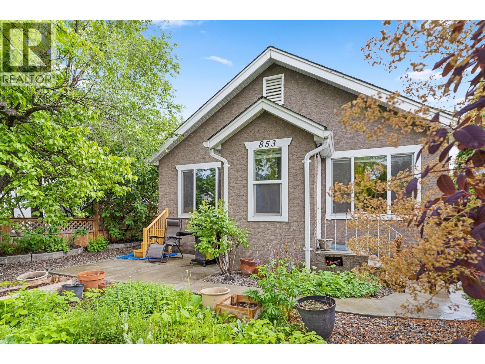 Property at 853 Wilson Avenue image 2