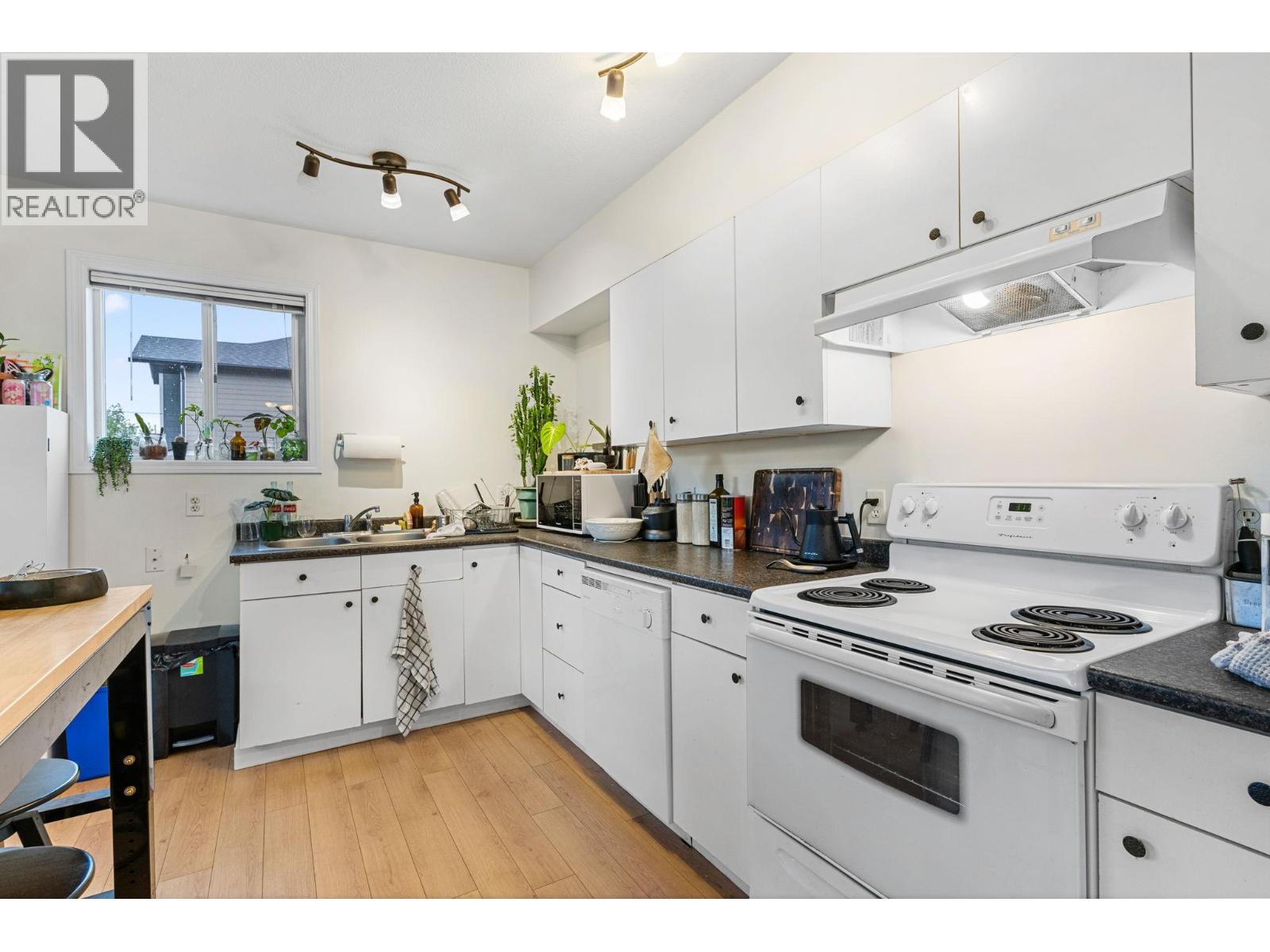 853 Wilson Avenue, Kelowna, British Columbia  V1Y 6X8 - Photo 21 - 10358558