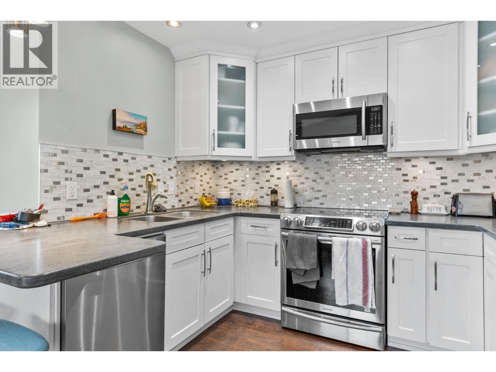 853 Wilson Avenue, Kelowna, British Columbia  V1Y 6X8 - Photo 30 - 10358558