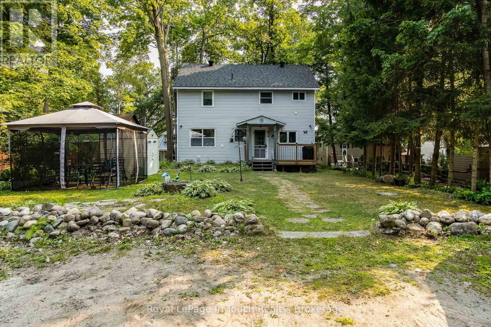 68 QUESNELLE DRIVE, Tiny, Ontario