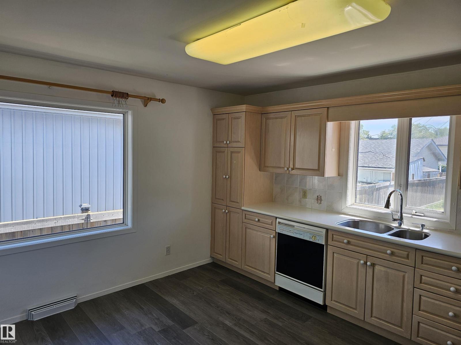 13215 116 Av Nw, Edmonton, Alberta  T5M 3E1 - Photo 9 - E4451717