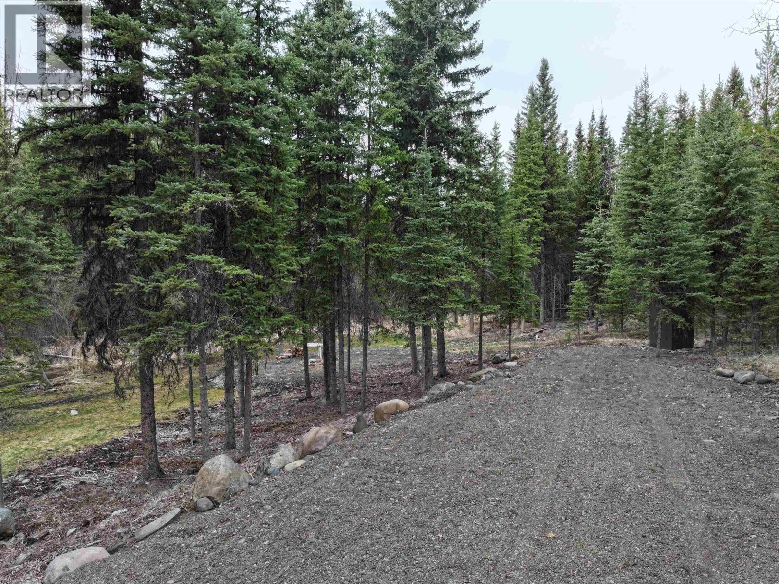 7595 LUDLOM ROAD, Lone Butte, British Columbia