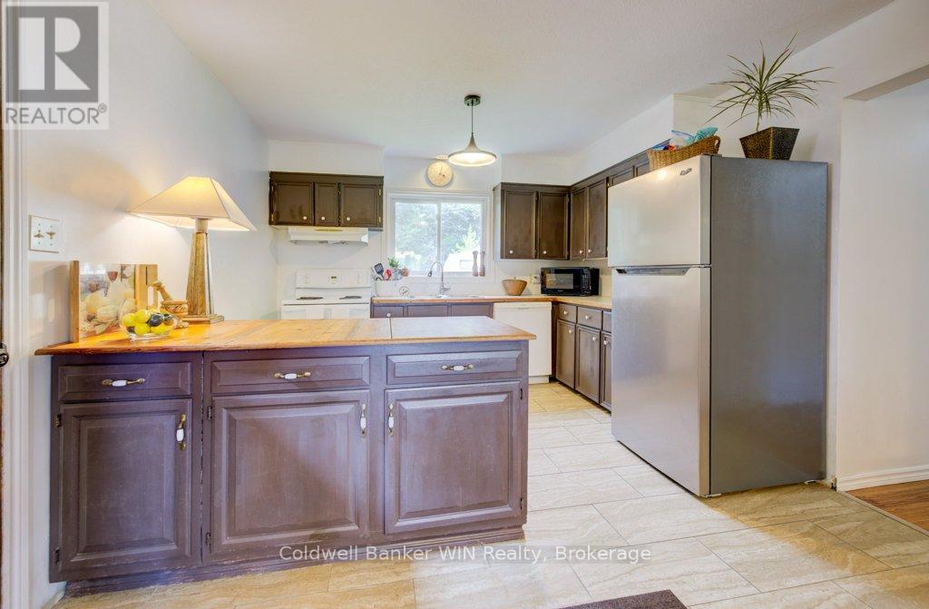 7589 89 Highway, Wellington North, Ontario  N0G 2L0 - Photo 12 - X12331209