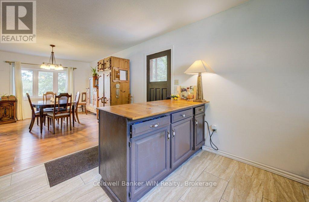 7589 89 Highway, Wellington North, Ontario  N0G 2L0 - Photo 14 - X12331209