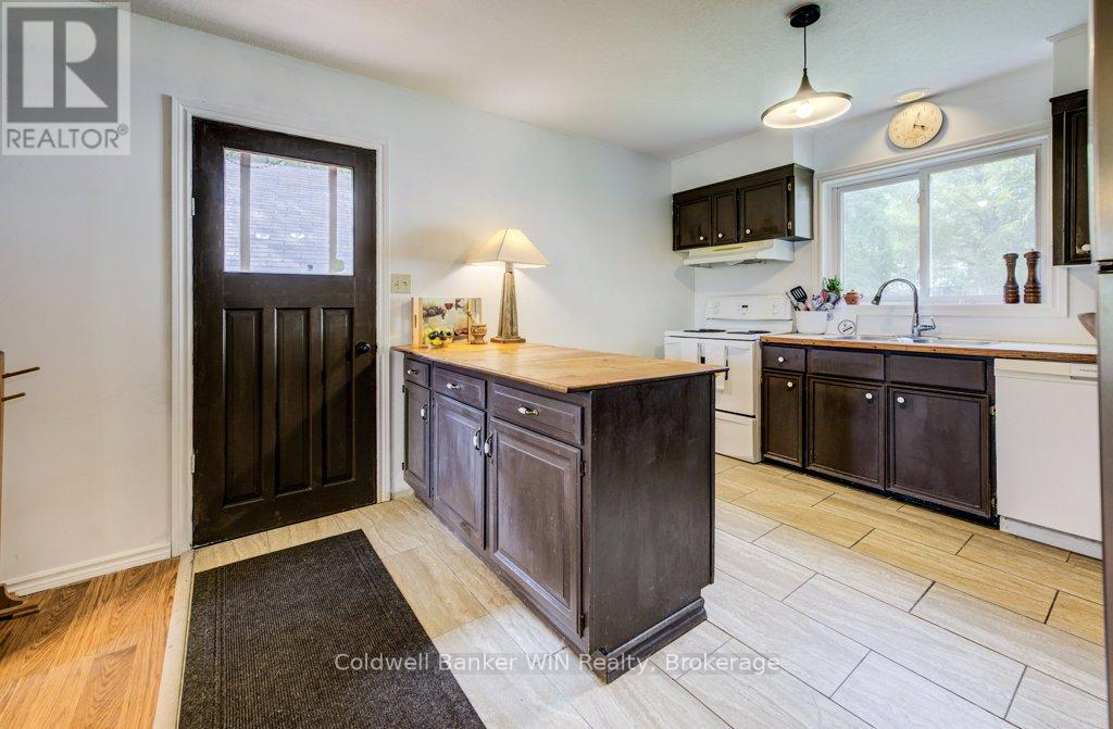 7589 89 Highway, Wellington North, Ontario  N0G 2L0 - Photo 16 - X12331209