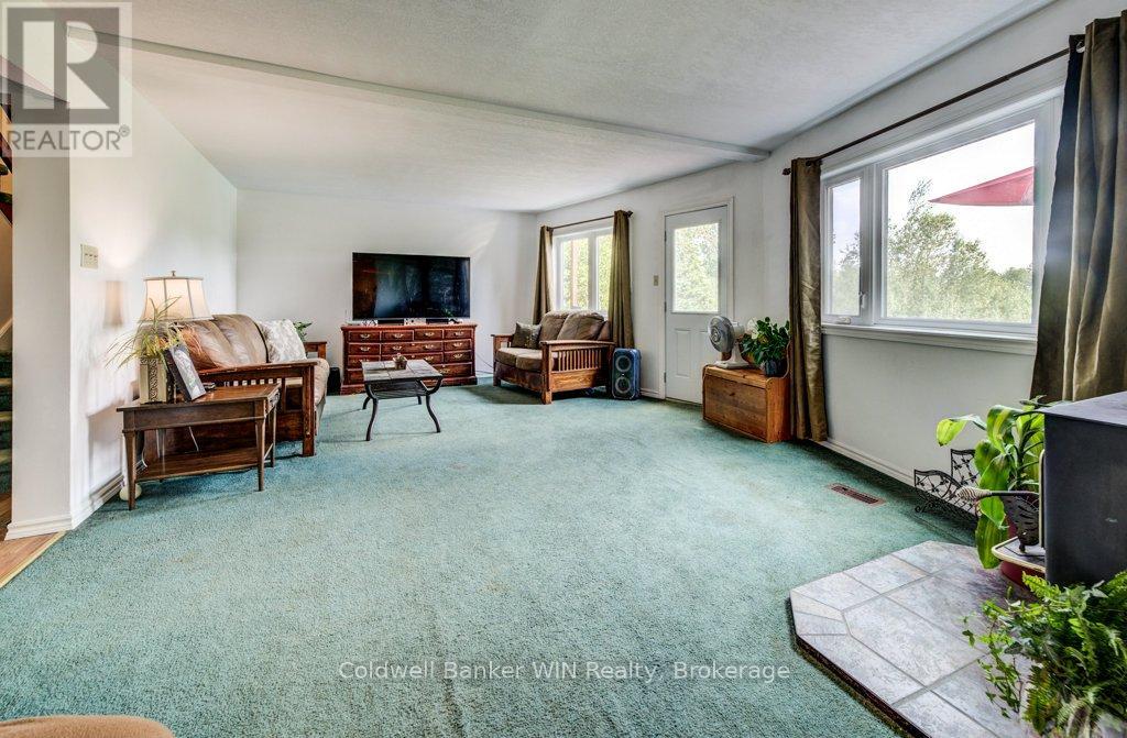 7589 89 Highway, Wellington North, Ontario  N0G 2L0 - Photo 17 - X12331209