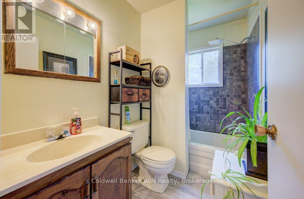 7589 89 Highway, Wellington North, Ontario  N0G 2L0 - Photo 22 - X12331209