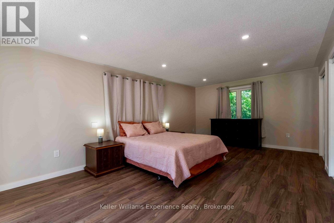1496 Uffington Road, Bracebridge, Ontario  P1L 1X1 - Photo 2 - X12331215