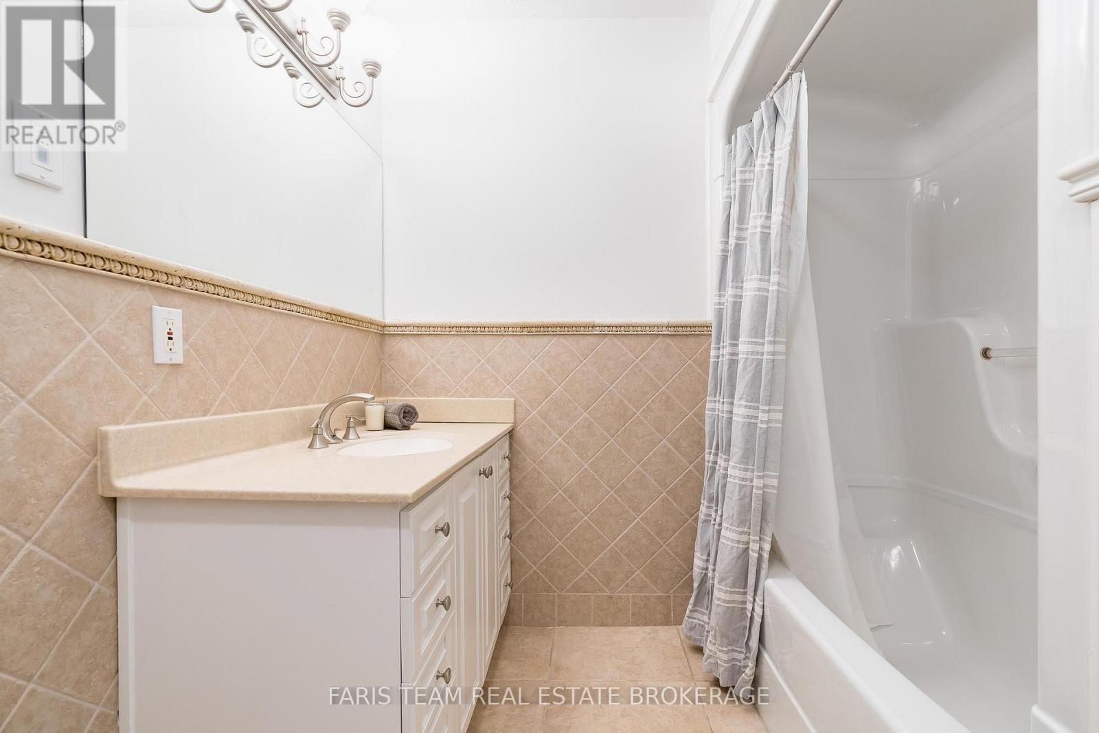 7 Highland Drive, Oro-Medonte, Ontario  L0L 2L0 - Photo 34 - S12325063
