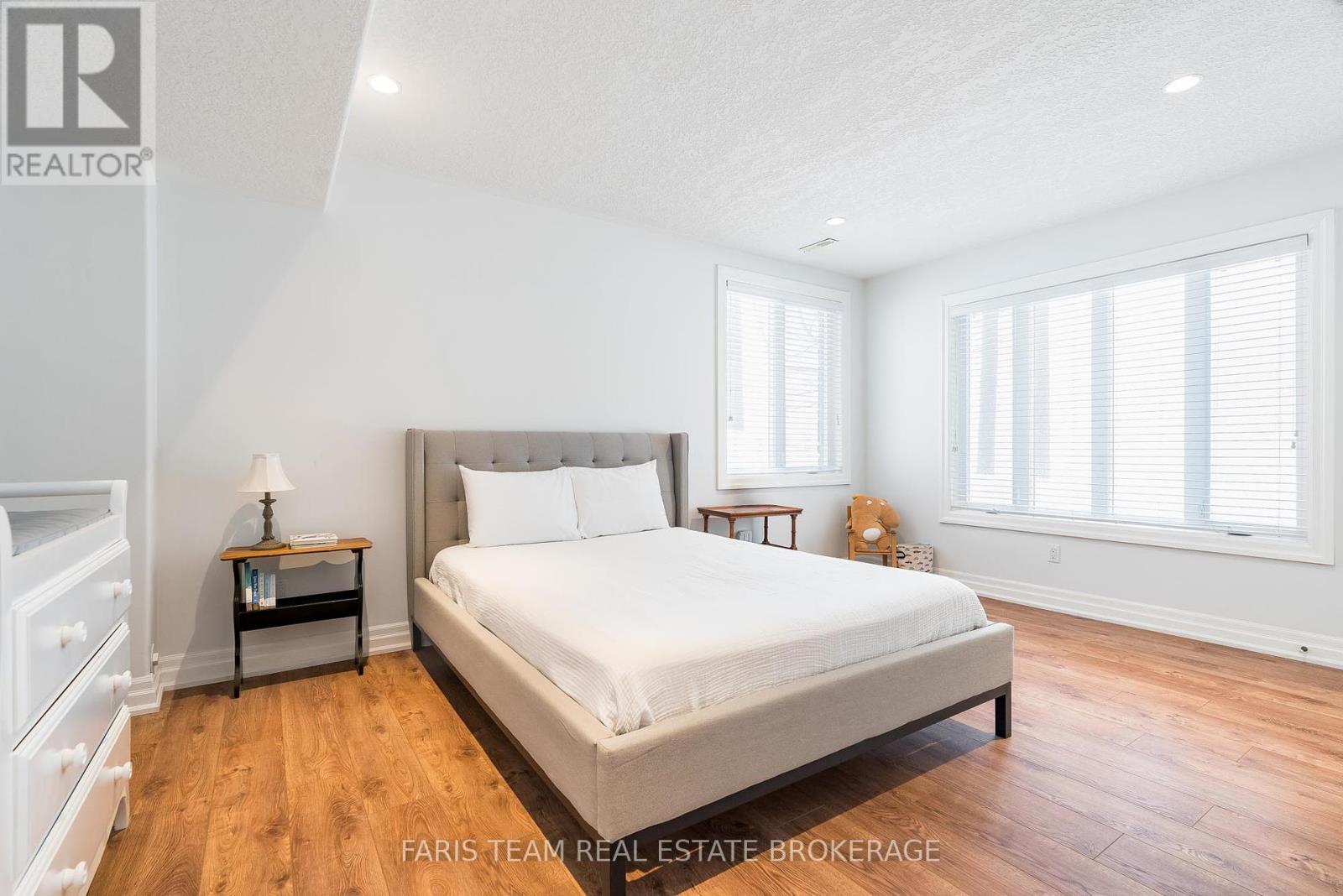 7 Highland Drive, Oro-Medonte, Ontario  L0L 2L0 - Photo 35 - S12325063