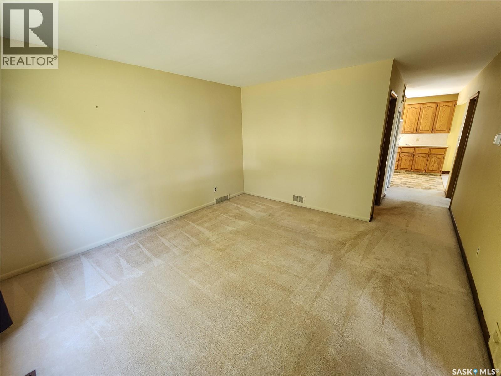 101 Belfast Street, North Portal, Saskatchewan  S0C 1W0 - Photo 16 - SK015012
