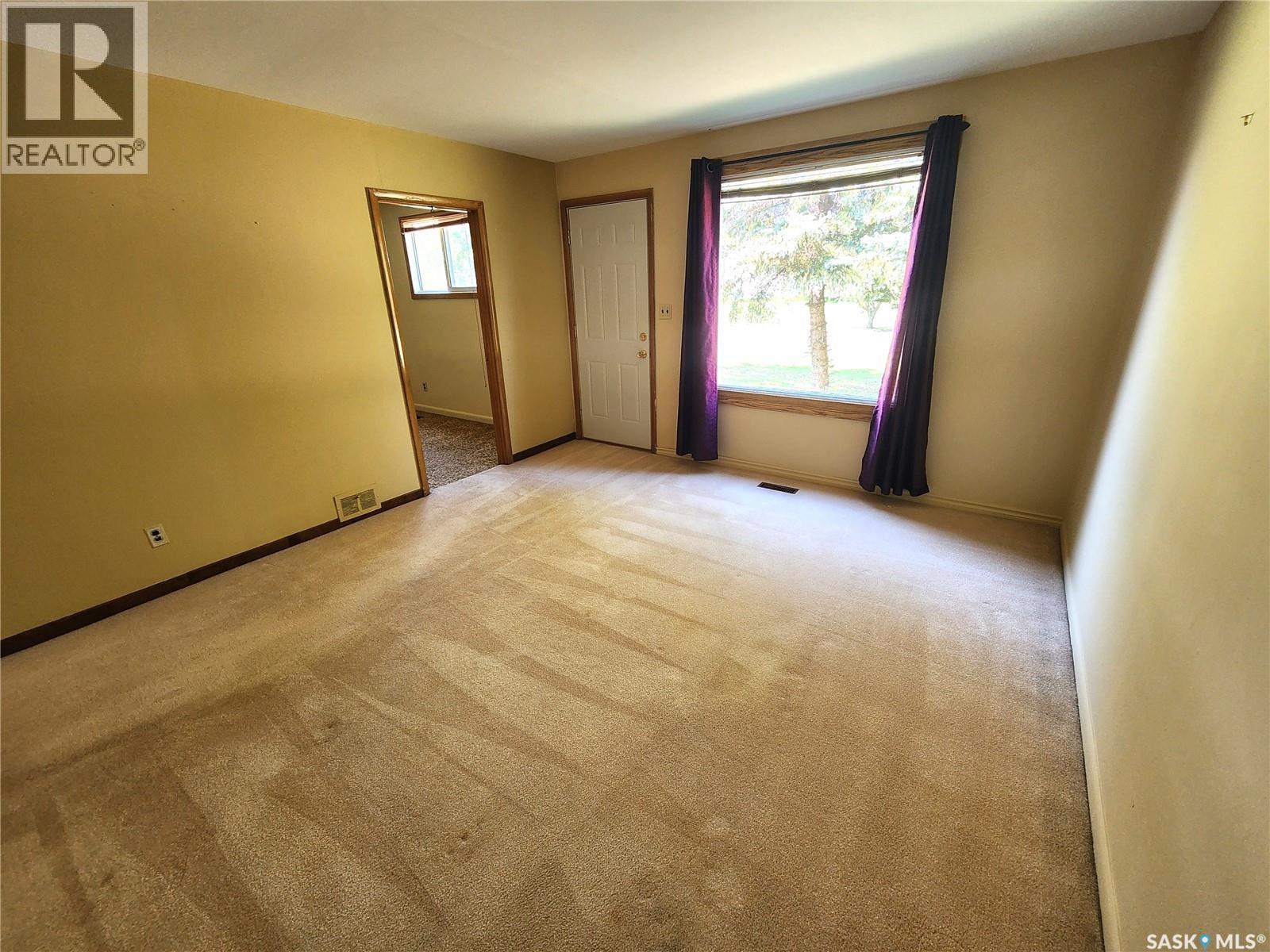 101 Belfast Street, North Portal, Saskatchewan  S0C 1W0 - Photo 17 - SK015012