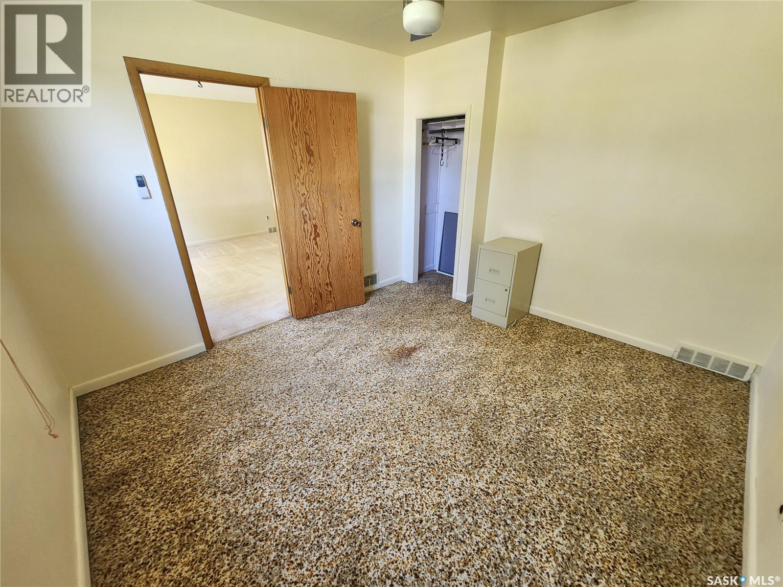 101 Belfast Street, North Portal, Saskatchewan  S0C 1W0 - Photo 19 - SK015012