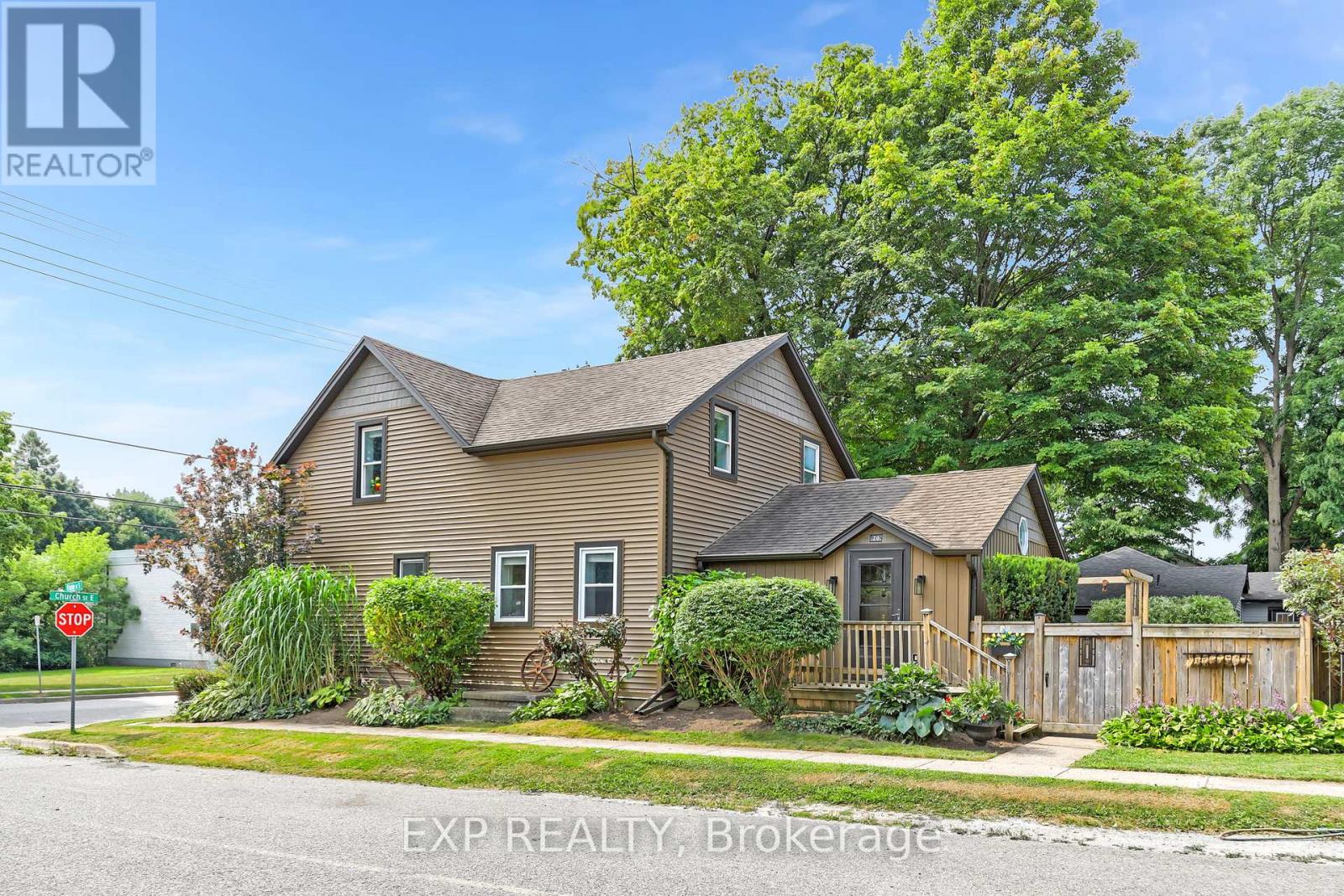 Property at 20 ELGIN STREET S image 1