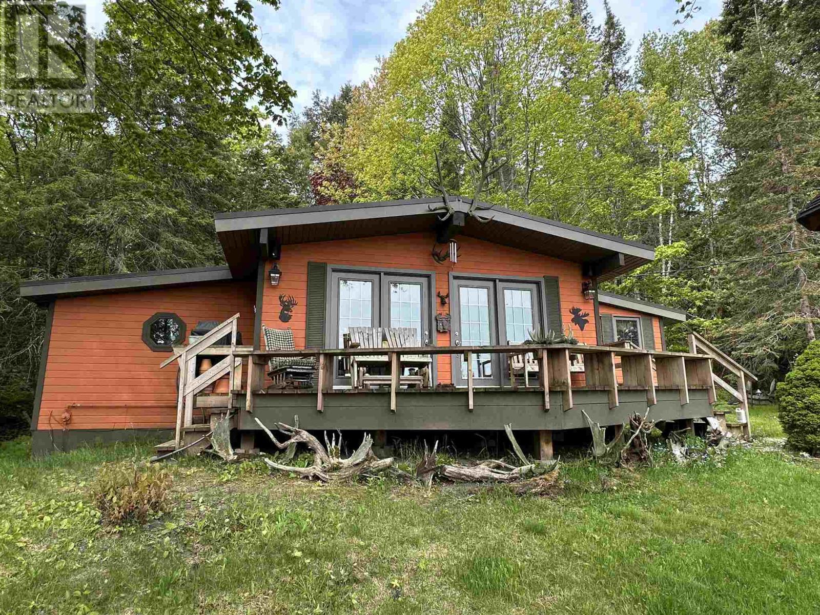 1943 V Lin, Richards Landing, Ontario  P0R 1J0 - Photo 1 - SM251529