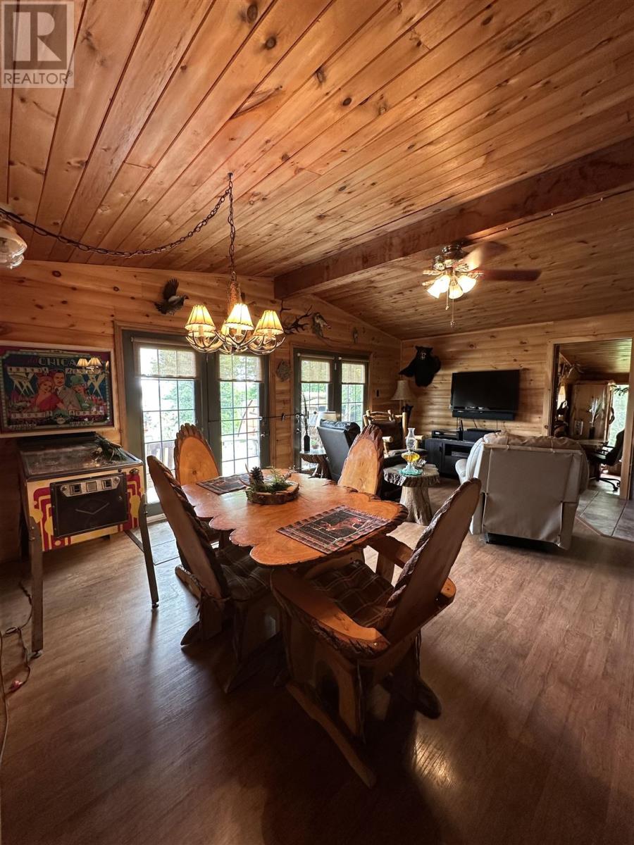 1943 V Lin, Richards Landing, Ontario  P0R 1J0 - Photo 13 - SM251529