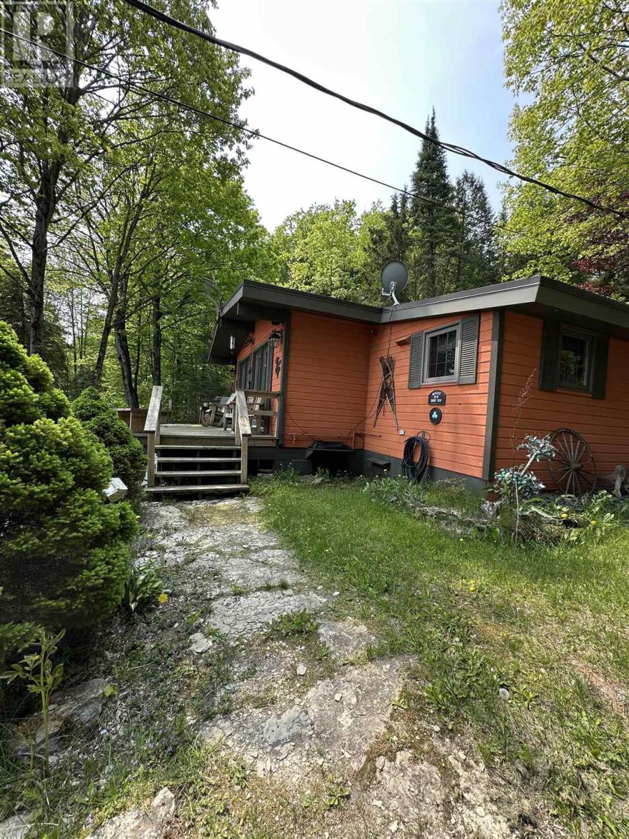 1943 V Lin, Richards Landing, Ontario  P0R 1J0 - Photo 9 - SM251529