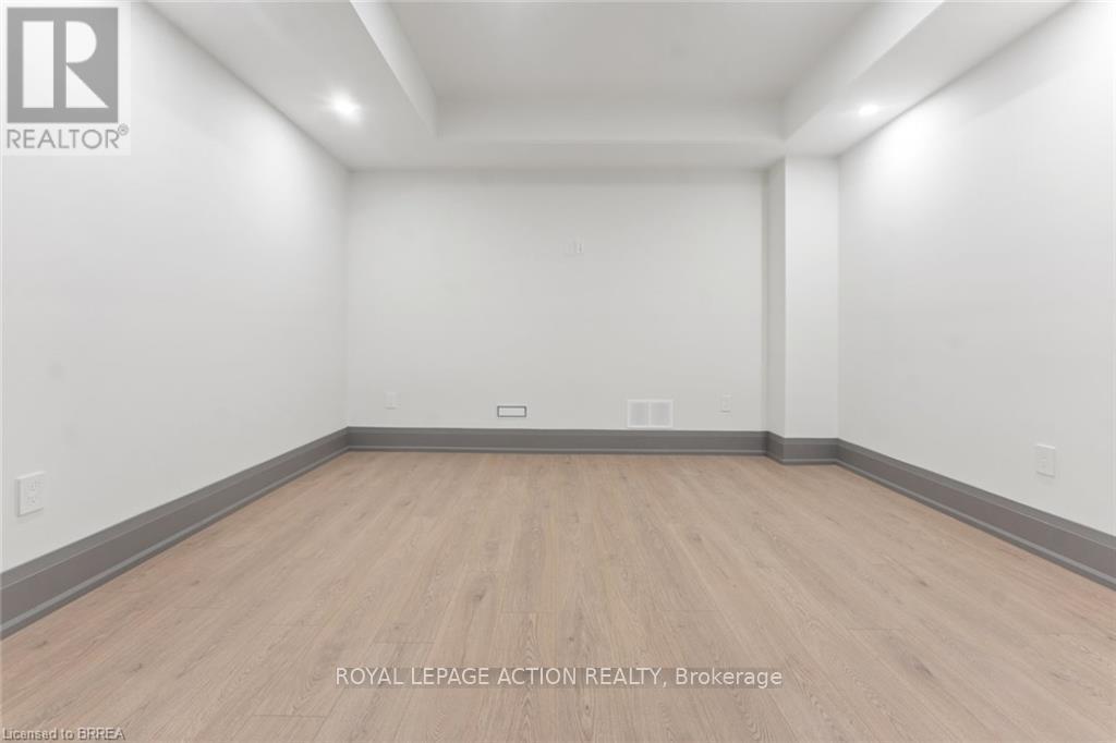 150 St Margarets Road, Hamilton, Ontario  L9G 2L2 - Photo 39 - X12331121