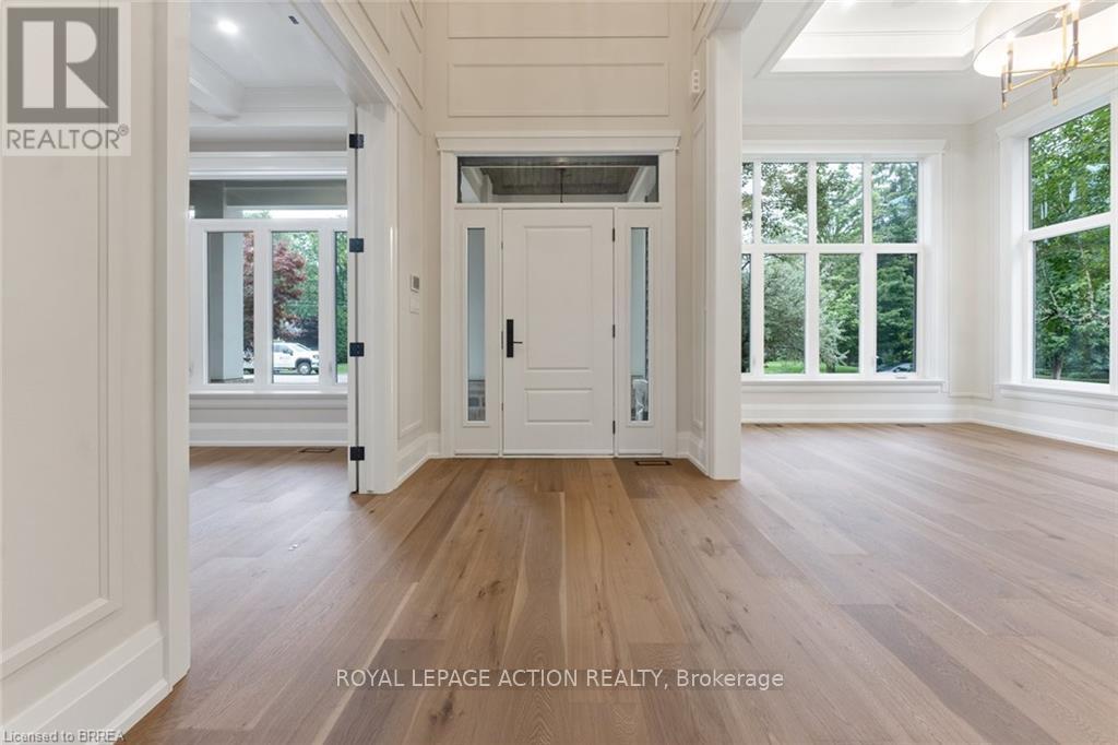 150 St Margarets Road, Hamilton, Ontario  L9G 2L2 - Photo 6 - X12331121